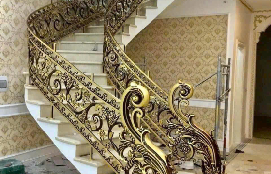 Thi Công Cầu Thang Nhôm Đúc Cho Biệt Thự – An Toàn, Thẩm Mỹ Cao