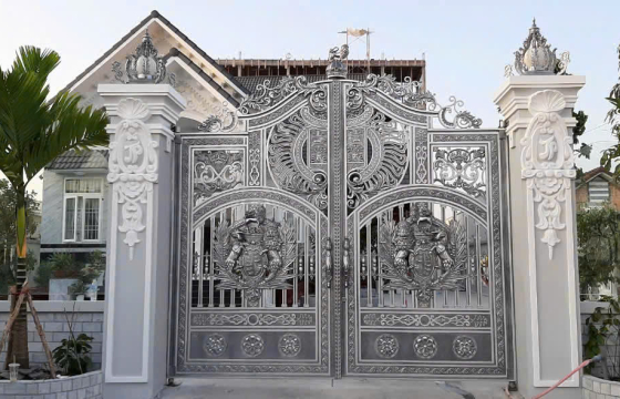 Lý Do Cổng Nhôm Đúc Trở Thành Xu Hướng Cho Biệt Thự Cao Cấp