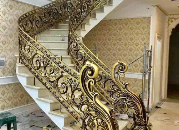 Thi Công Cầu Thang Nhôm Đúc Cho Biệt Thự – An Toàn, Thẩm Mỹ Cao